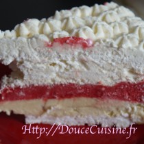 Vacherin glacé vanille-fraise